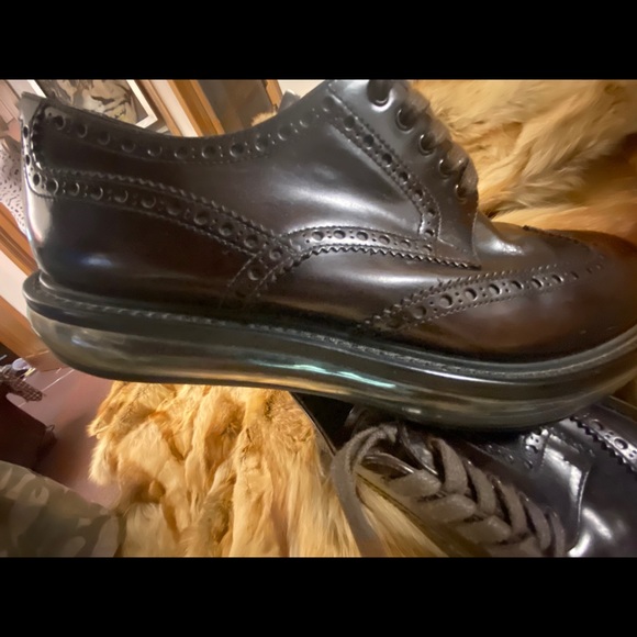 Prada AirMax 2018  almost new. - Picture 3 of 8